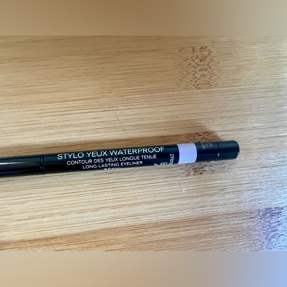 BNIB Chanel Stylo Yeux in Beryl 102 Limited Edition Discontinued - Picture 6 of 8